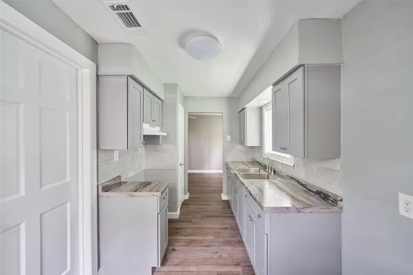 $159,000 | 4914 Yellowstone Boulevard, Houston, TX 77021