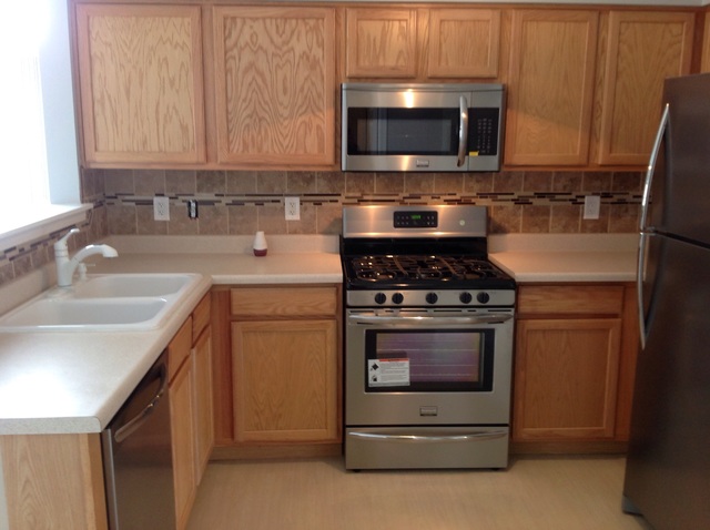 347 Reston Circle Romeoville, IL 60446 - Photo 5 of 22
