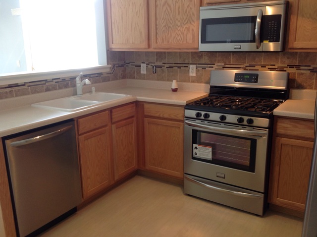 347 Reston Circle Romeoville, IL 60446 - Photo 6 of 22