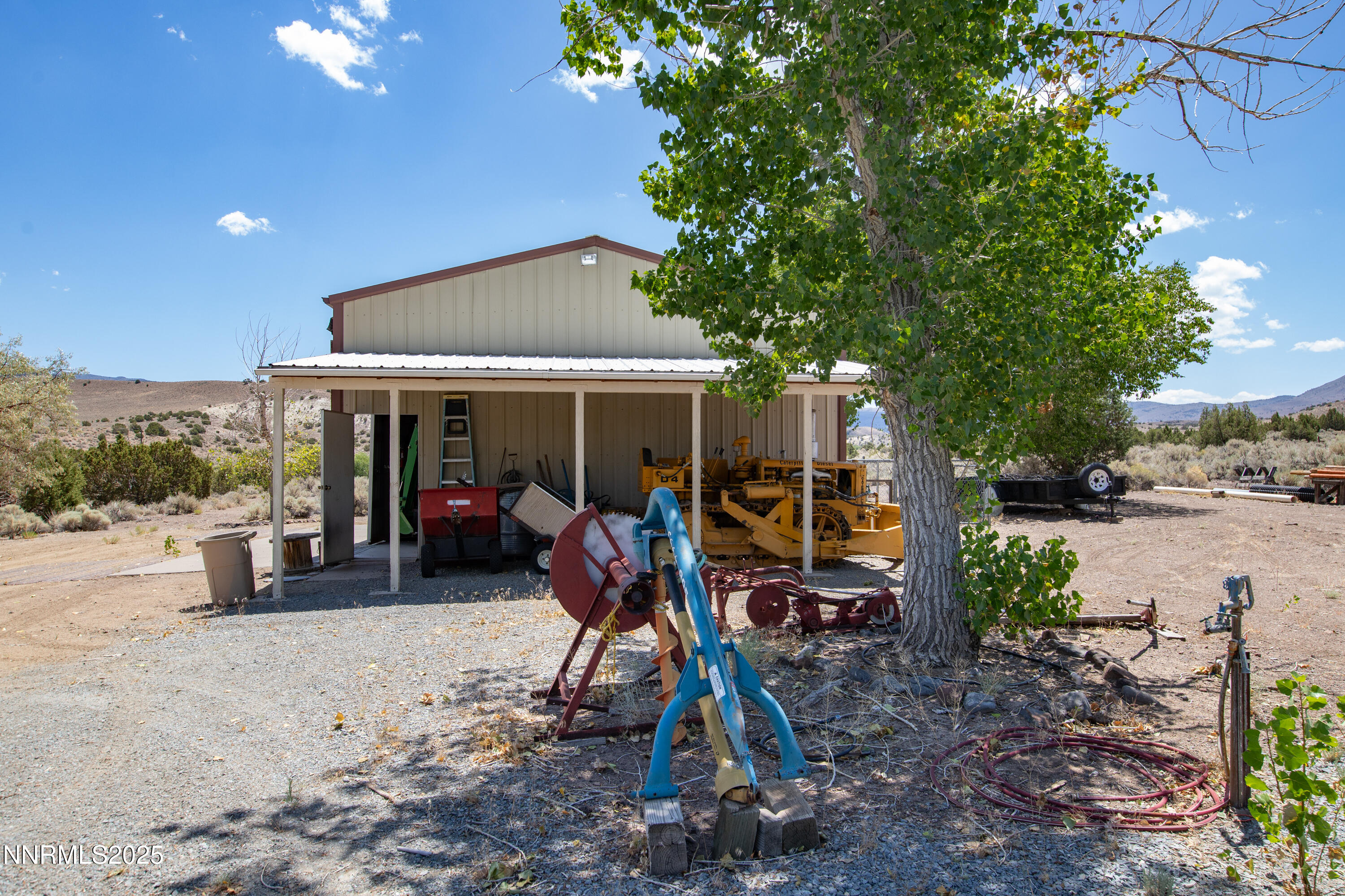 2855 Wilcox Ranch Road Reno, NV 89510 - Photo 25 of 36 a view of a park with furniture and a tree