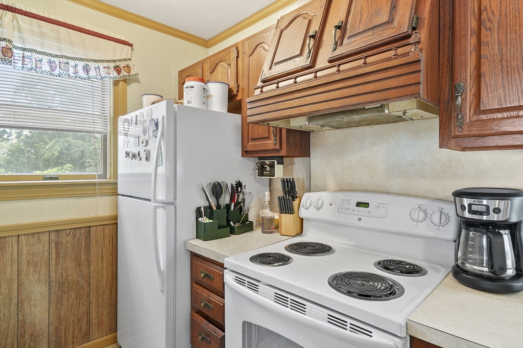 8 Royal Road Worcester, MA 01603 - Photo 13 of 42 Gallery Image 13