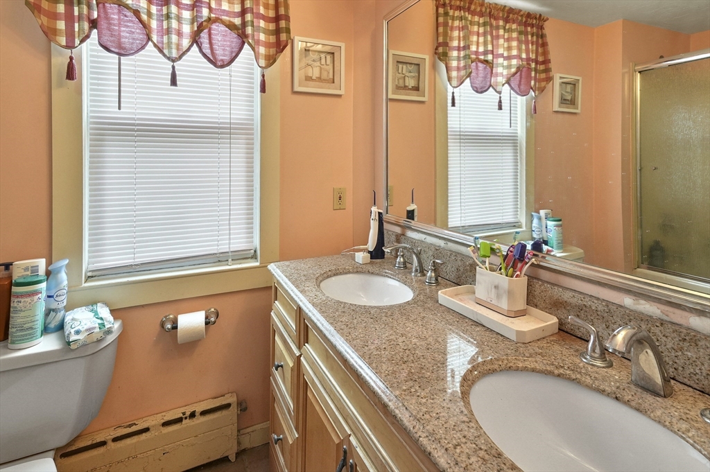 8 Royal Road Worcester, MA 01603 - Photo 16 of 42 Gallery Image 16