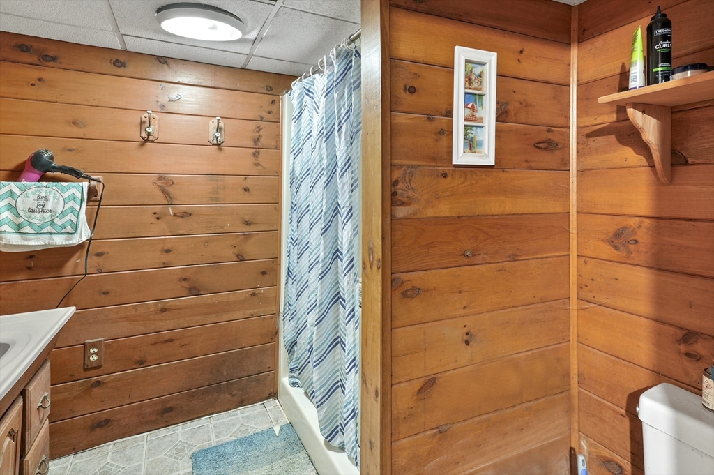 8 Royal Road Worcester, MA 01603 - Photo 28 of 42 Gallery Image 28
