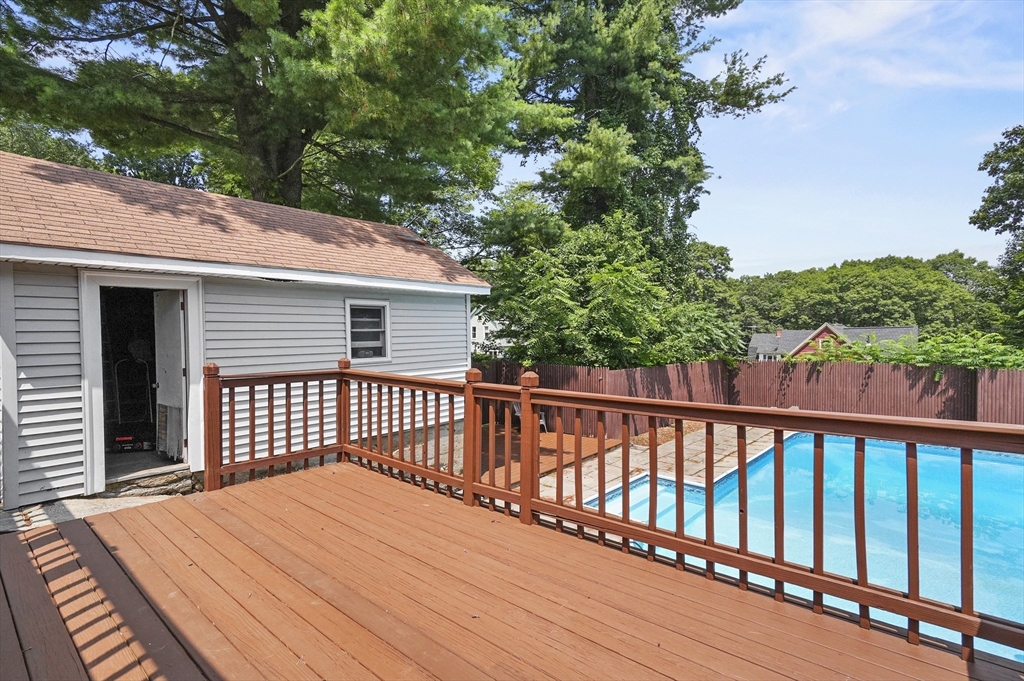 8 Royal Road Worcester, MA 01603 - Photo 32 of 42 Gallery Image 32