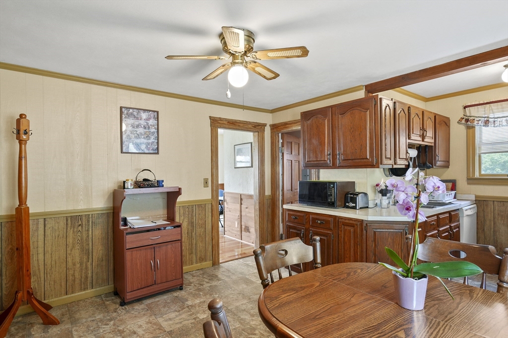 8 Royal Road Worcester, MA 01603 - Photo 10 of 42 Gallery Image 10