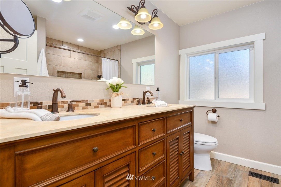 21524 Meridian Drive Southeast Bothell, WA 98021 - Photo 12 of 21