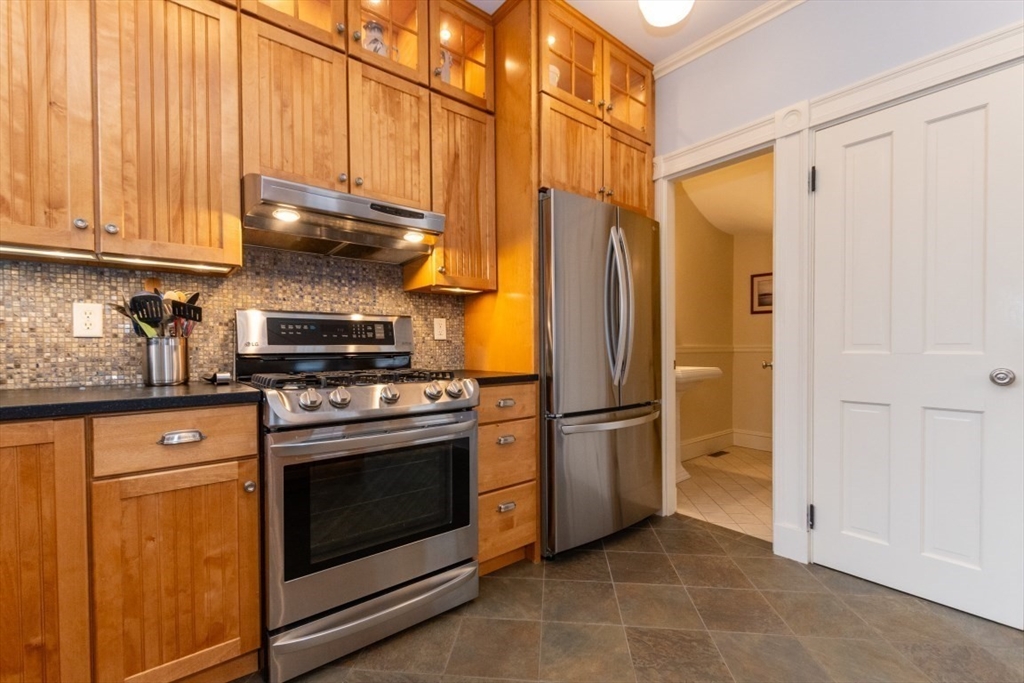 1 Gardner Road Cambridge, MA 02139 - Photo 15 of 39 Gallery Image 15