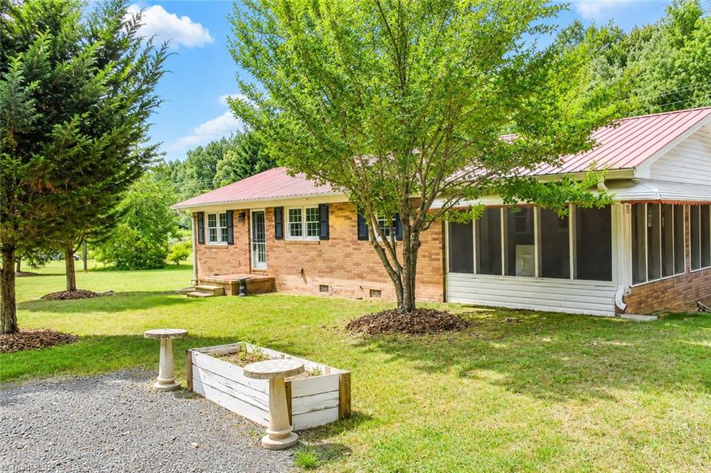 6416 Patterson Road Snow Camp, NC 27349 - Photo 2 of 28