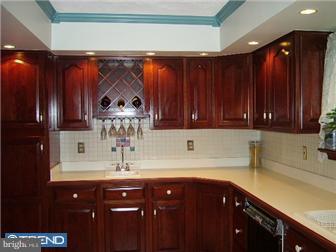 2702 East Orvilla Road Hatfield, PA 19440 - Photo 6 of 12 Kitchen