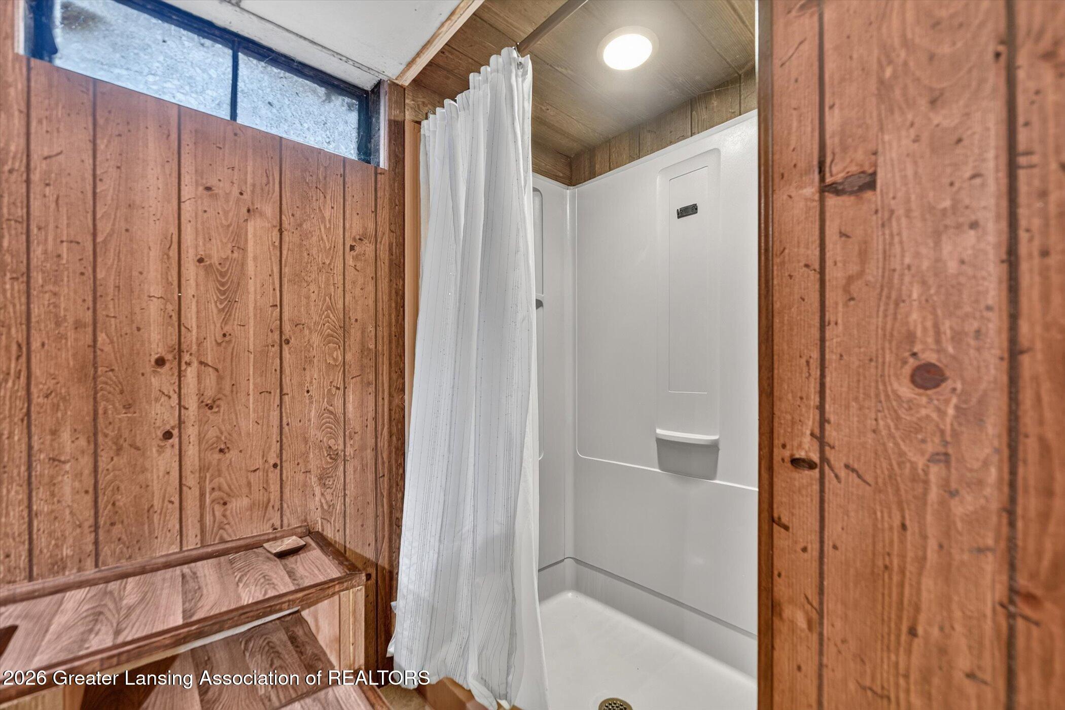 12916 Rambler Road Dewitt, MI 48820 - Photo 32 of 59 35-12916-Rambler-Rd-WindowStill-Photogra