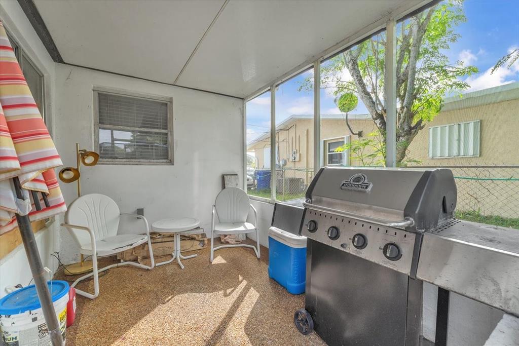 6621 Southwest 19th Street Pompano Beach, FL 33068 - Photo 16 of 16 a view of work space with chairs