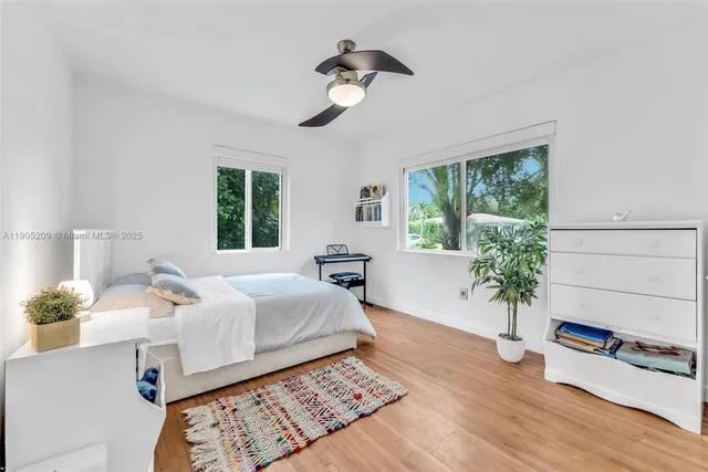 $1,549,000 | 971 Northeast 116th Street, Biscayne Park, FL 33161