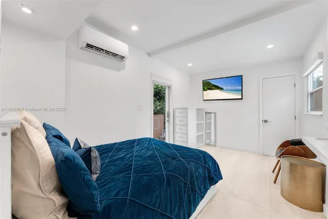 $1,549,000 | 971 Northeast 116th Street, Biscayne Park, FL 33161