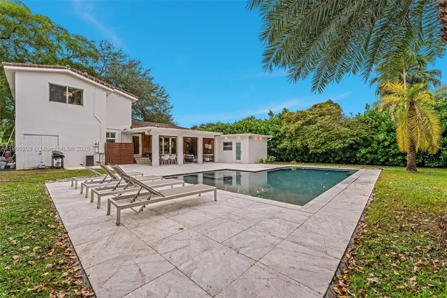 $1,549,000 | 971 Northeast 116th Street, Biscayne Park, FL 33161
