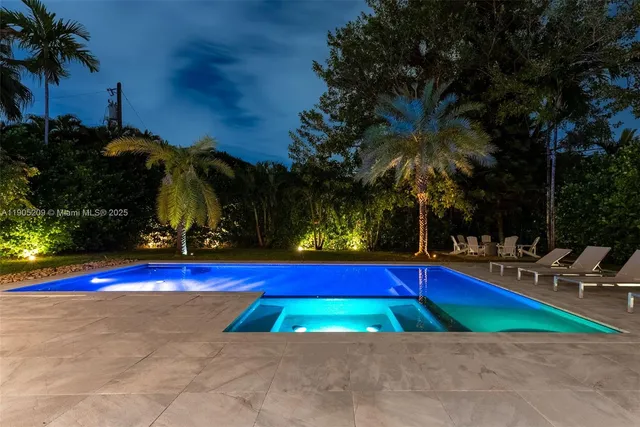 $1,549,000 | 971 Northeast 116th Street, Biscayne Park, FL 33161