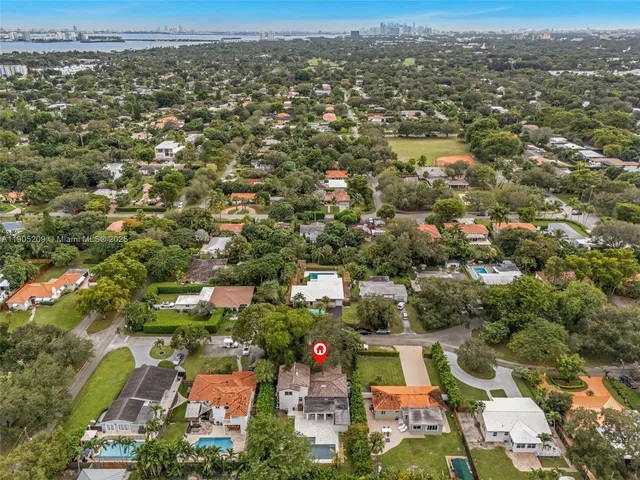 $1,549,000 | 971 Northeast 116th Street, Biscayne Park, FL 33161