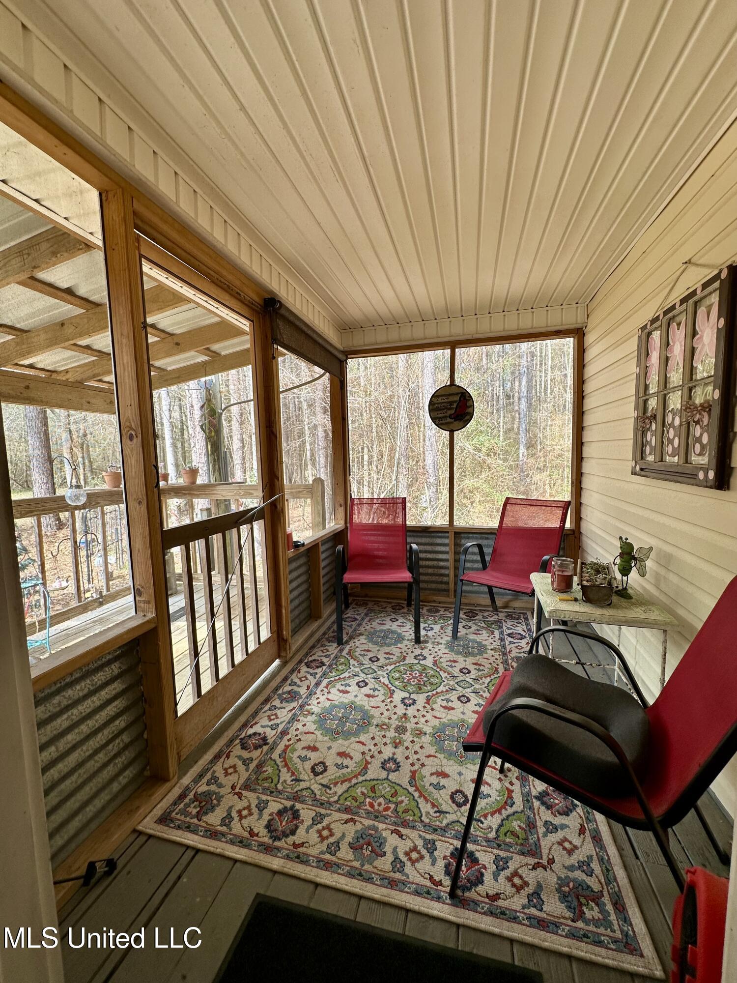 2062-2063 Lazy Creek Road Summit, MS 39666 - Photo 6 of 61 IMG_4653