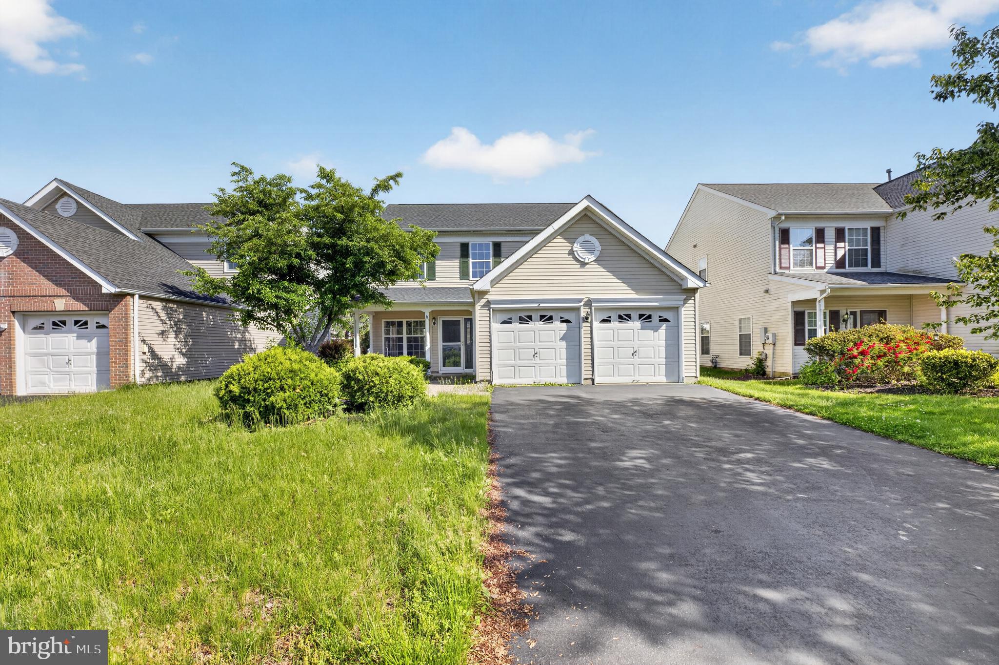 25 Sandstone Road East Windsor, NJ 08520 - Photo 1 of 30