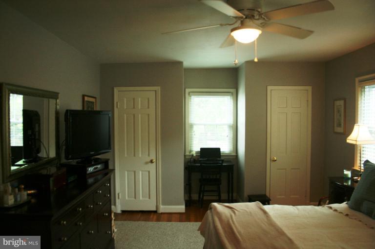 816 Trafalgar Road Towson, MD 21204 - Photo 12 of 29 Bedroom (Master)