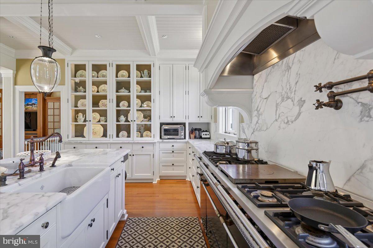 922 Rolandvue Road Baltimore, MD 21204 - Photo 18 of 89 Kitchen