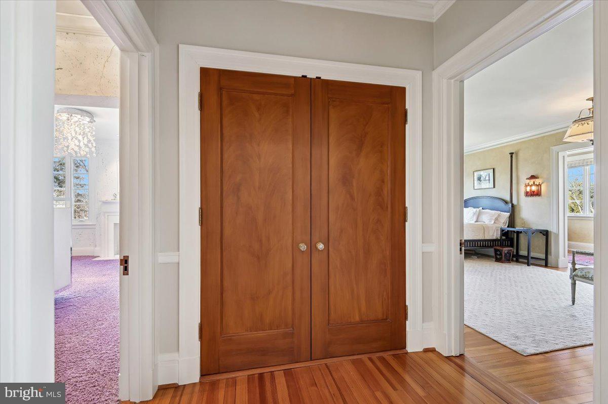 922 Rolandvue Road Baltimore, MD 21204 - Photo 47 of 89 Hallway