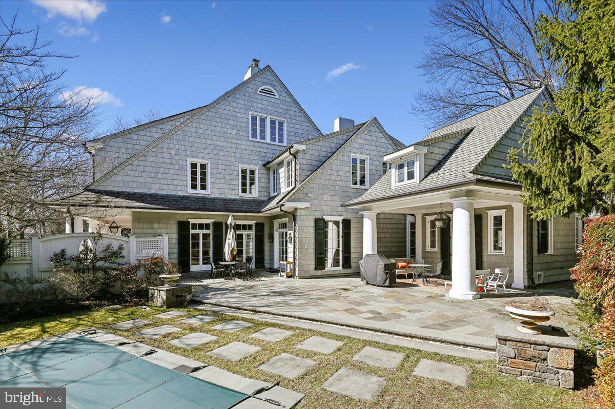 922 Rolandvue Road Baltimore, MD 21204 - Photo 84 of 89 a front view of a house with a yard