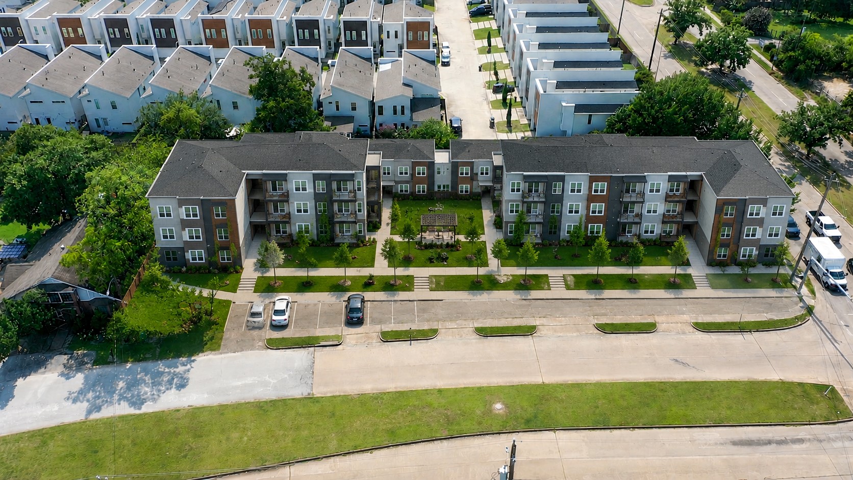 5519 Rosslyn Road Houston, TX 77091 - Photo 1 of 10 This photo is virtually rendered.