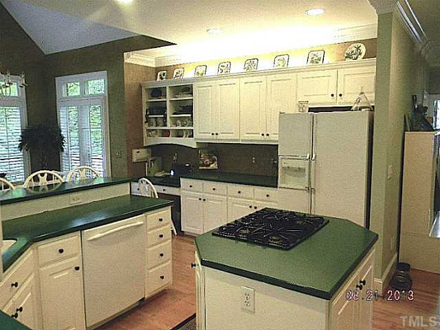 5205 Deergrass Court Raleigh, NC 27613 - Photo 11 of 25 Kitchen