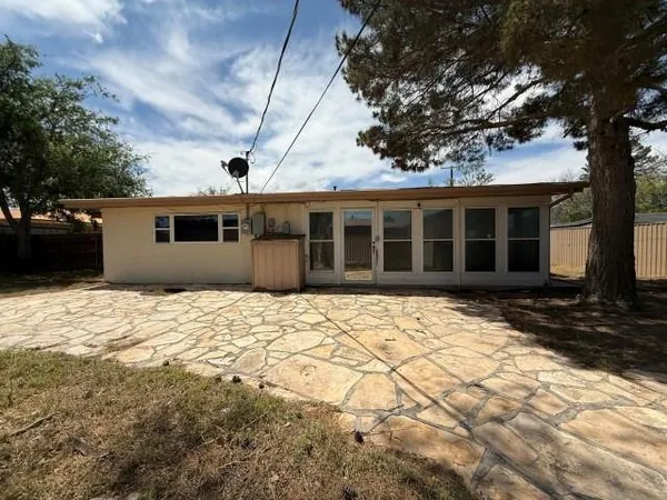 $219,900 | 306 South Summit Street, Fort Stockton, TX 79735