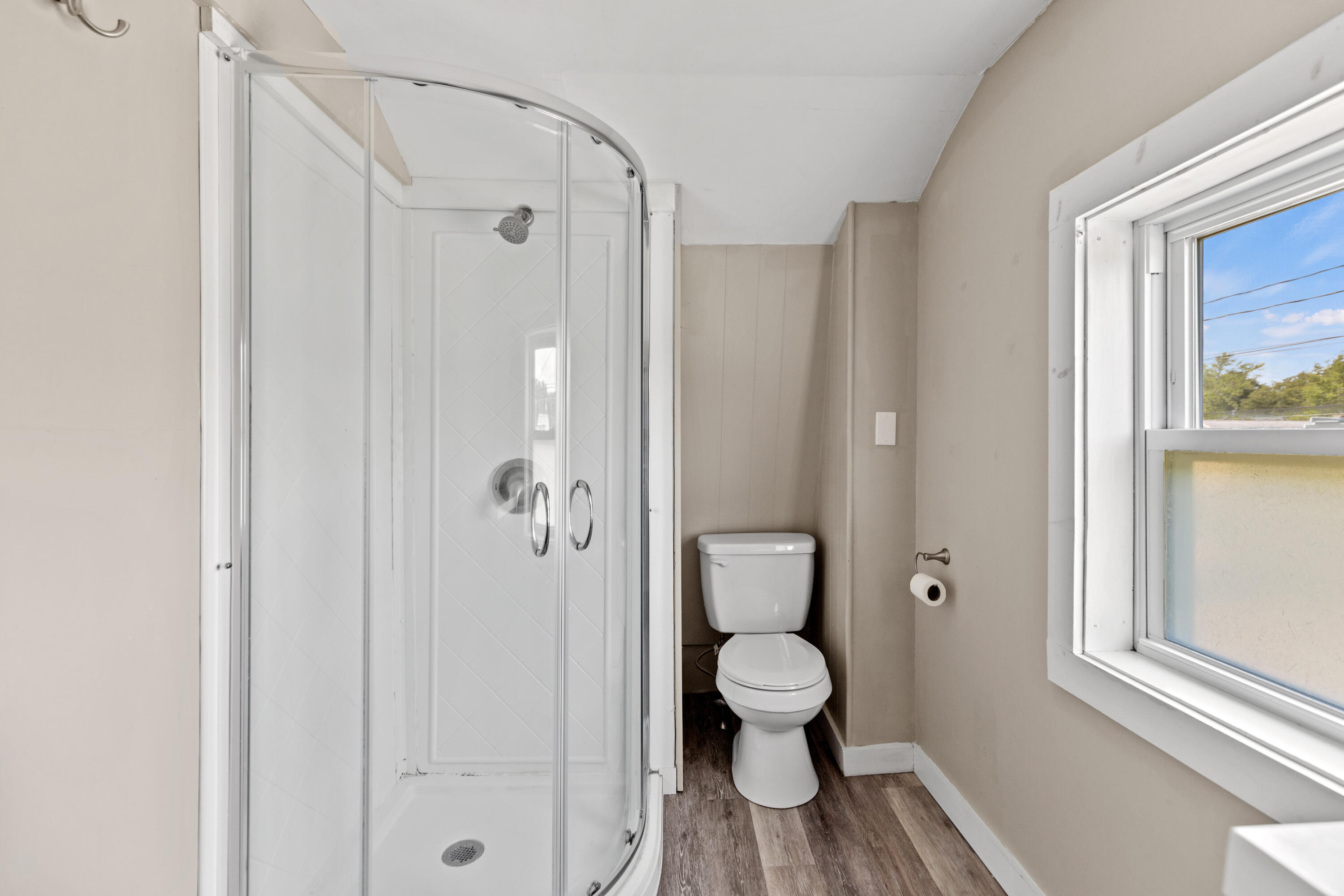 18 Pollard Avenue Brunswick, ME 04011 - Photo 20 of 37 18 Pollard Brunswick-013