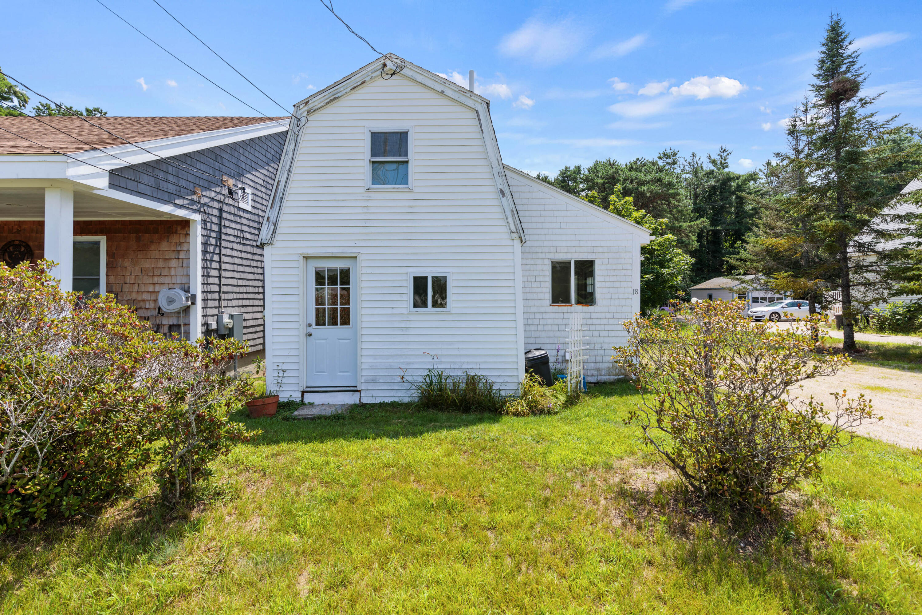 18 Pollard Avenue Brunswick, ME 04011 - Photo 2 of 37 18 Pollard Brunswick-018