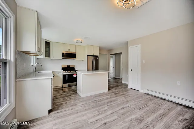 $369,000 | 426 St Thomas Drive, Toms River, NJ 08757