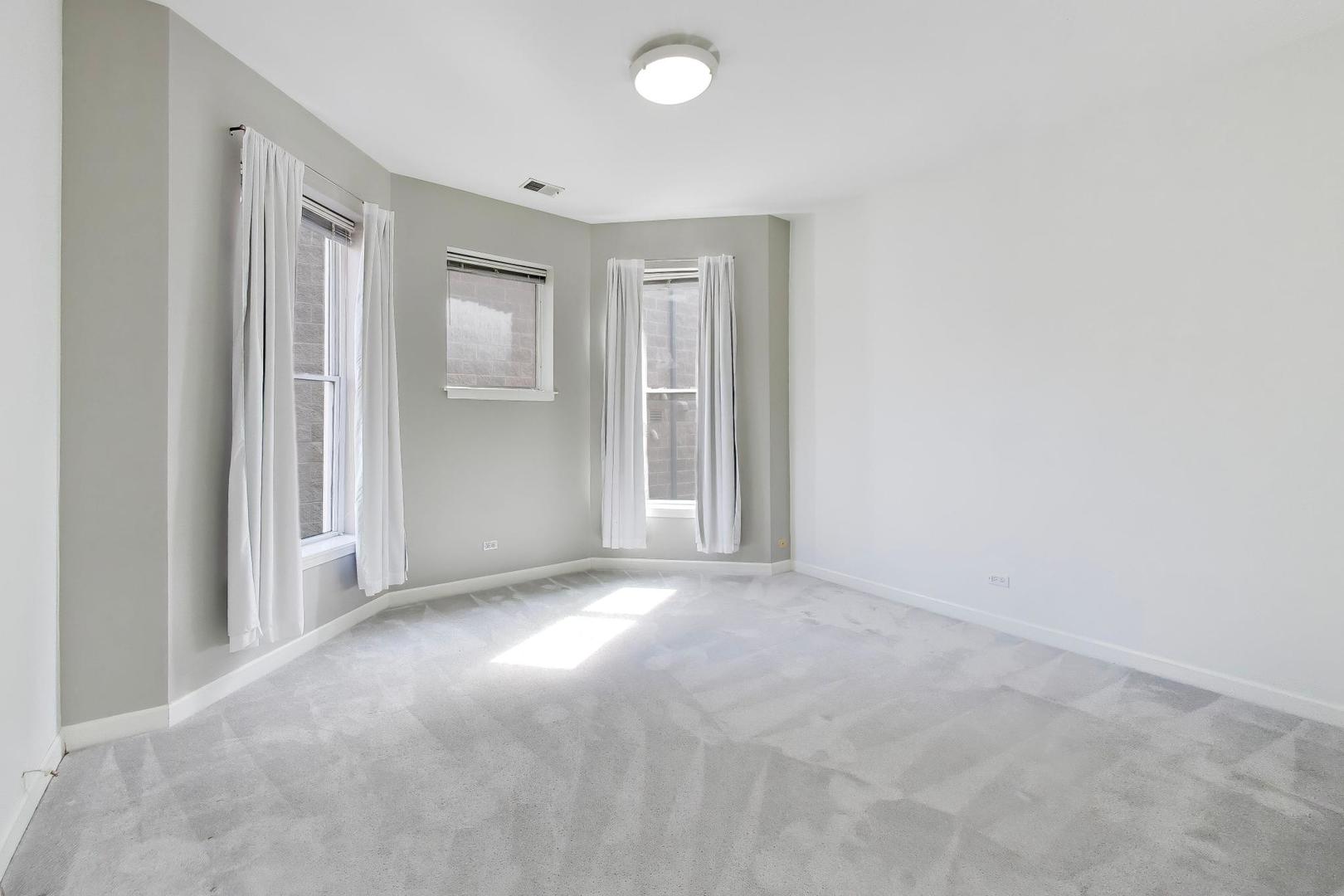 643 West Melrose Street, Unit 3 Chicago, IL 60657 - Photo 18 of 25
