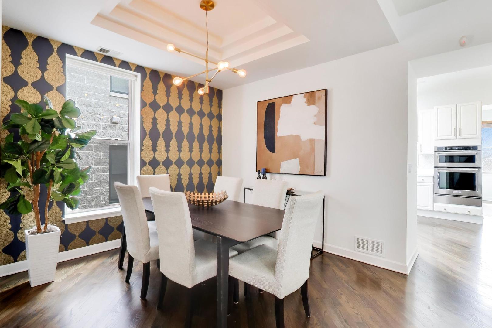 643 West Melrose Street, Unit 3 Chicago, IL 60657 - Photo 7 of 25