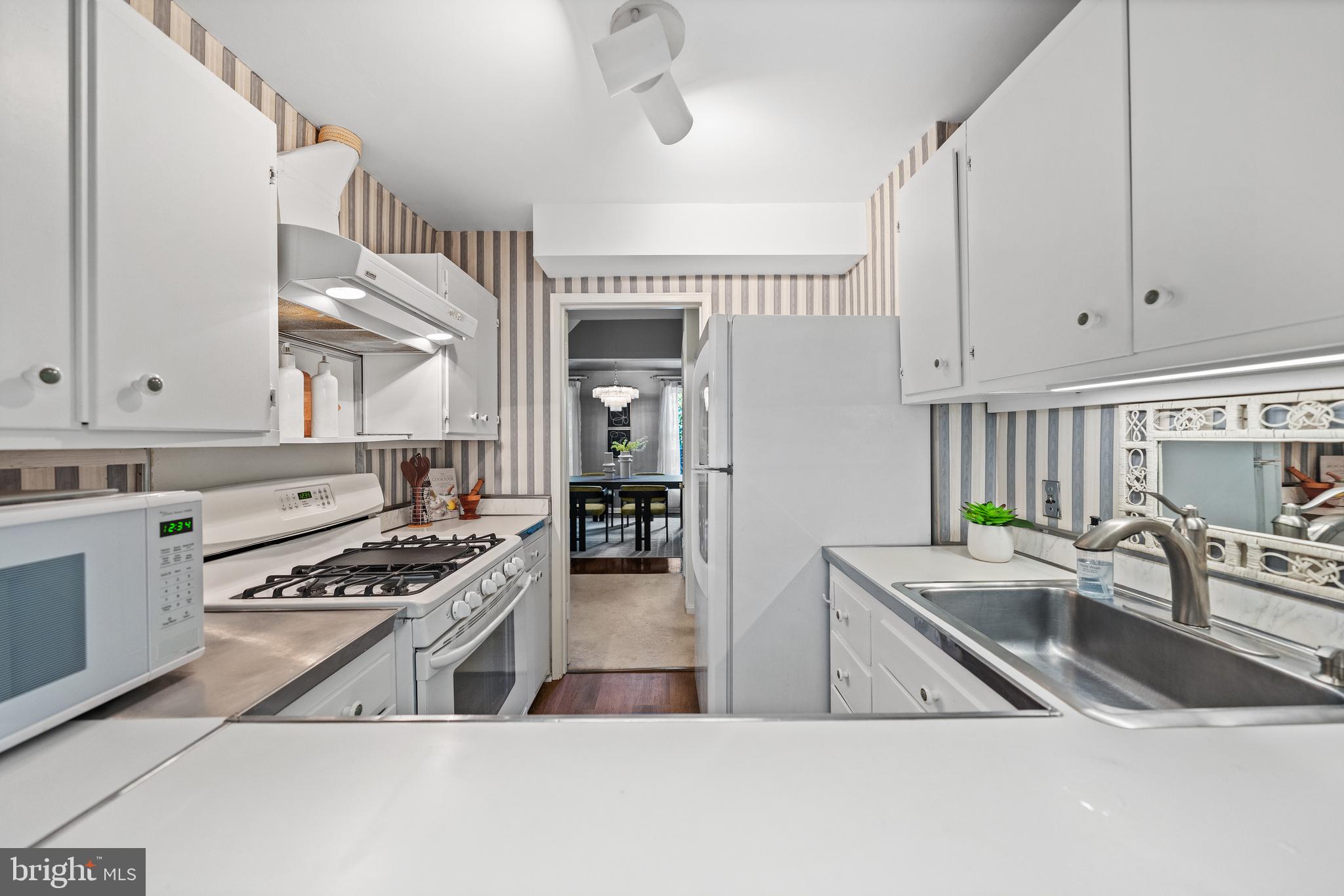 413 D Street Southeast Washington, DC 20003 - Photo 18 of 41 Kitchen