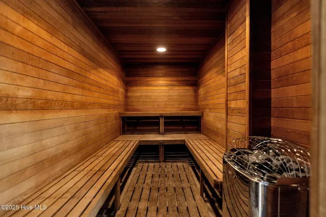 $341,900 | 2000 New River Inlet Road, Unit 3513, North Topsail Beach, NC 28460