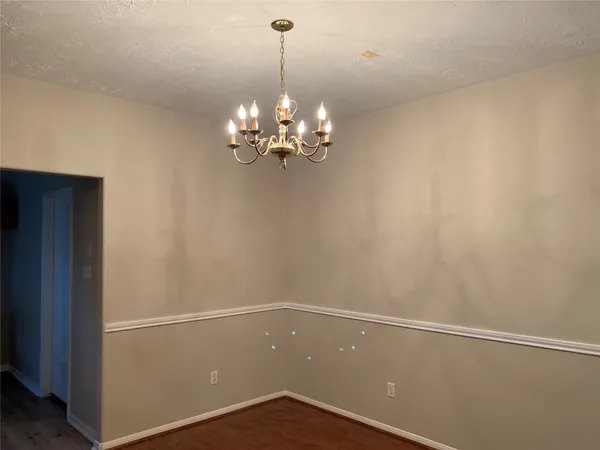 $2,050 | 3611 Stratford Town Lane, Sugar Land, TX 77498