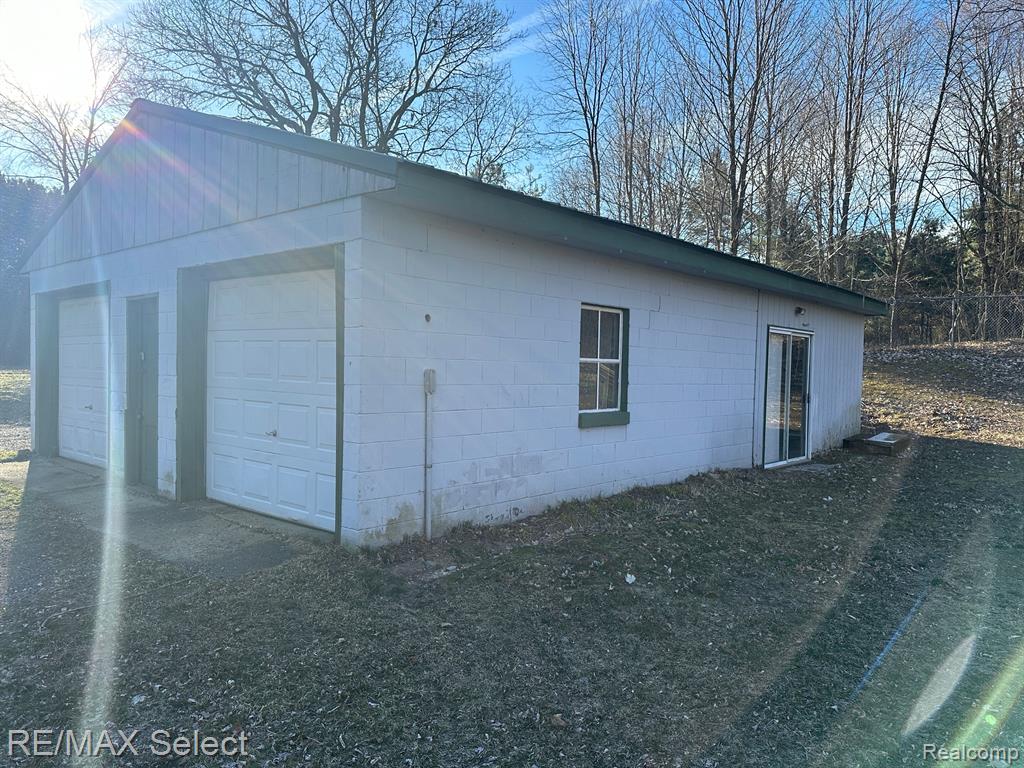 9354 White Lake Road Fenton, MI 48430 - Photo 26 of 37 Gallery Image 26