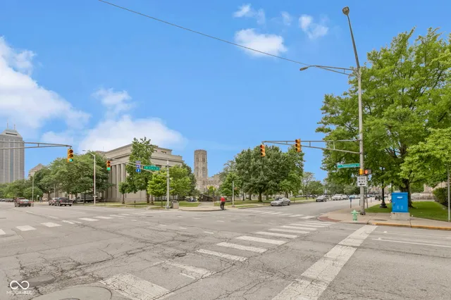 $200,000 | 108 East St Clair Street, Unit E, Indianapolis, IN 46204