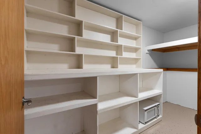 $264,900 | 920 Hoffman Street, Gresham, WI 54128