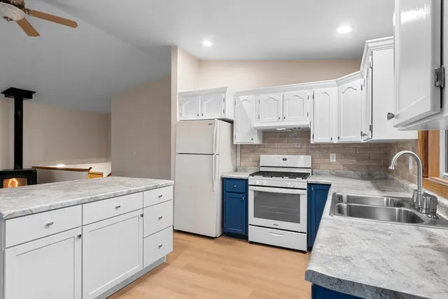 $264,900 | 920 Hoffman Street, Gresham, WI 54128