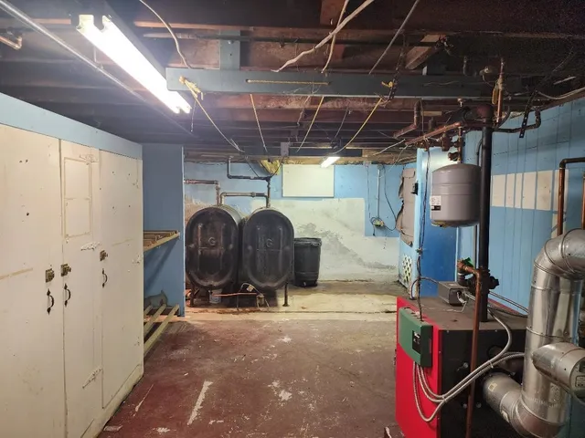 $129,000 | 536 Old Glen Avenue, Berlin, NH 03570