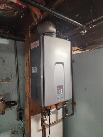 $129,000 | 536 Old Glen Avenue, Berlin, NH 03570