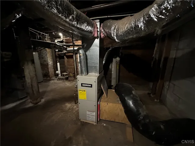 $250,000 | 63 East Utica Street, Oswego, NY 13126