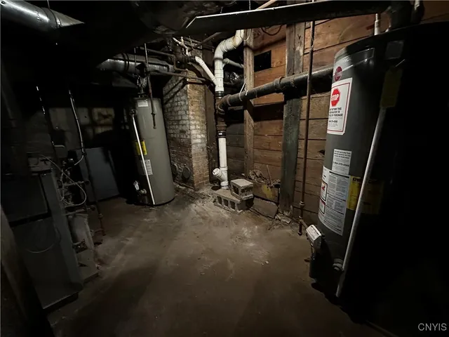 $250,000 | 63 East Utica Street, Oswego, NY 13126