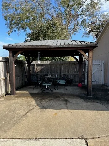 $3,100 | 12102 Fairbury Drive, Houston, TX 77089
