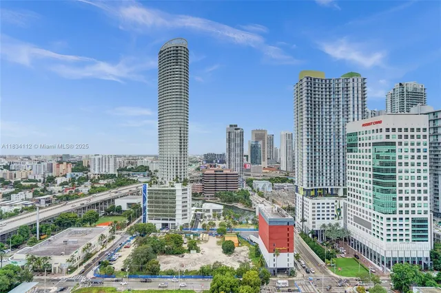 $790,000 | 239 Southwest 9th Street, Unit 2203, Miami, FL 33130