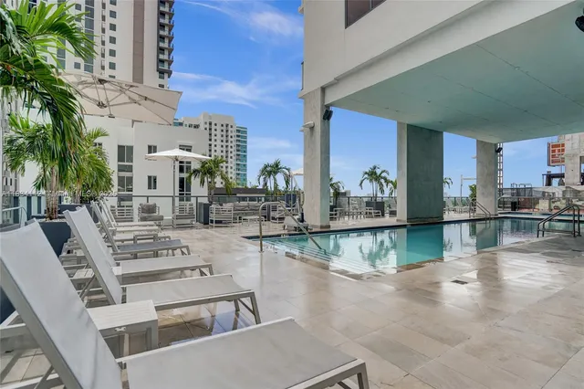 $790,000 | 239 Southwest 9th Street, Unit 2203, Miami, FL 33130