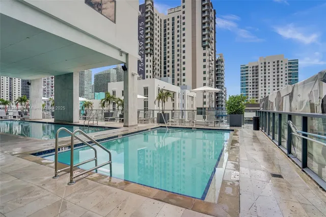 $790,000 | 239 Southwest 9th Street, Unit 2203, Miami, FL 33130