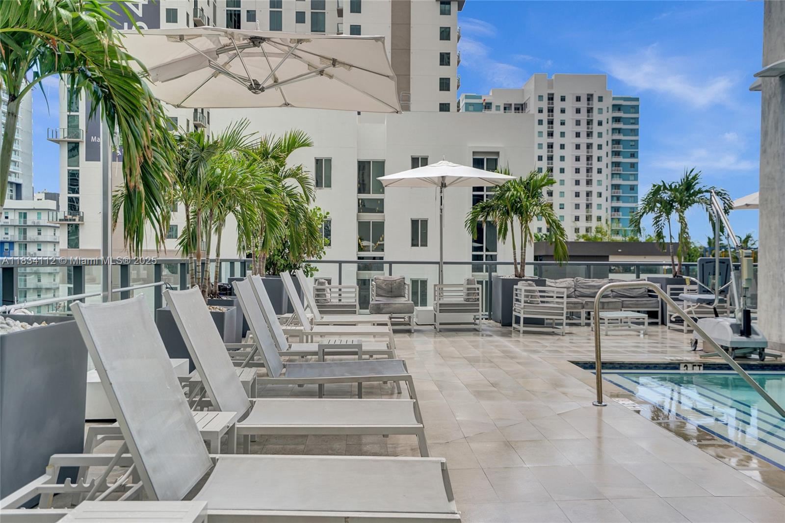 239 Southwest 9th Street, Unit 2203 Miami, FL 33130 - Photo 36 of 43